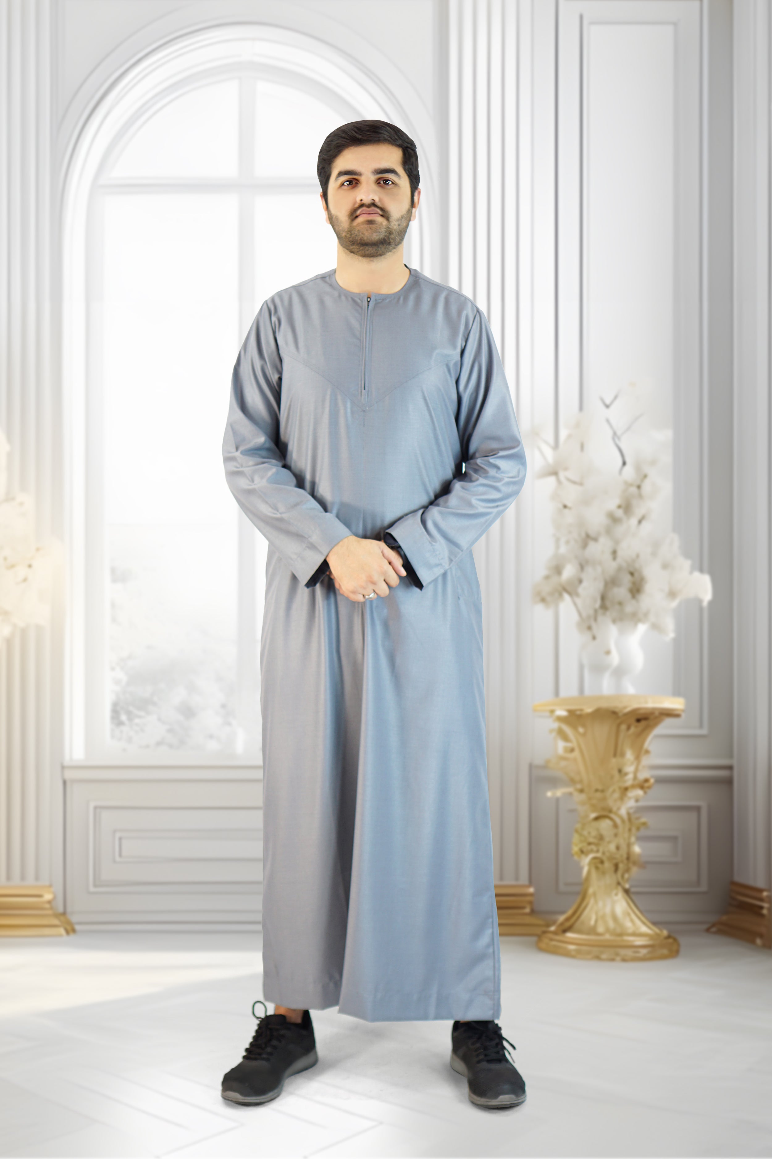 Elegant Grey Emirati Thobe – Matte Finish