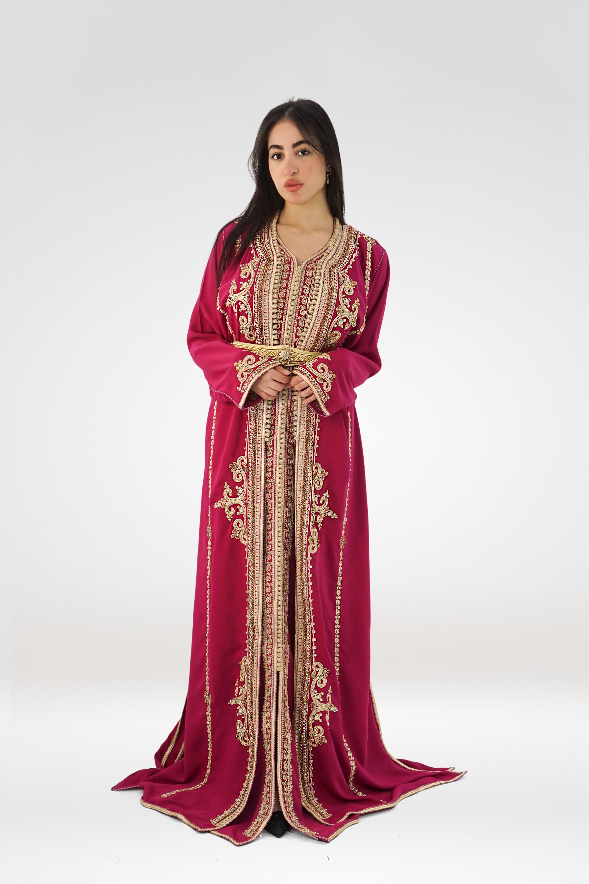 Luxury Magenta Takhsita with Golden Embroidery
