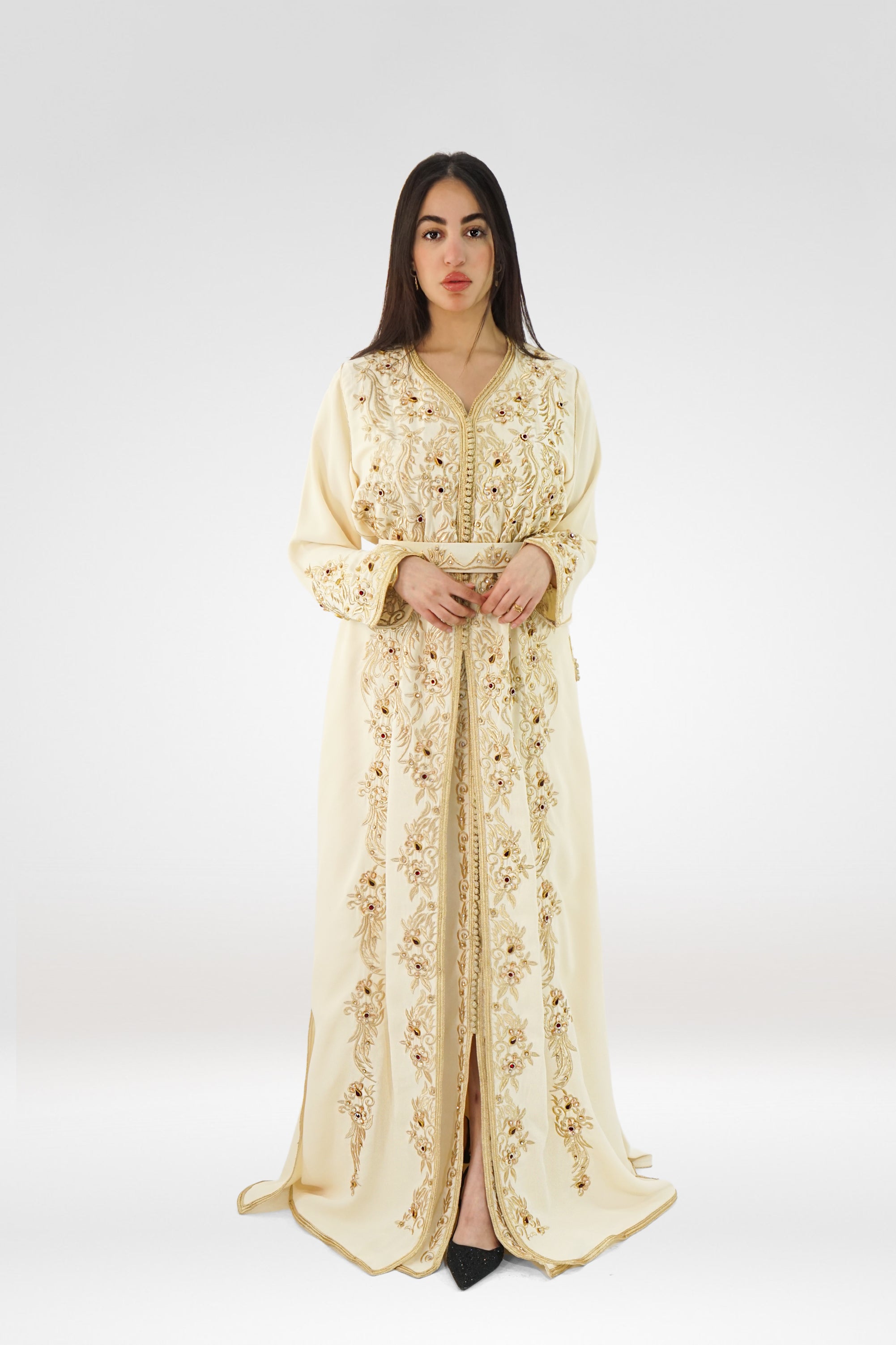 Elegant Cream Takhsita  with Golden Embroidery