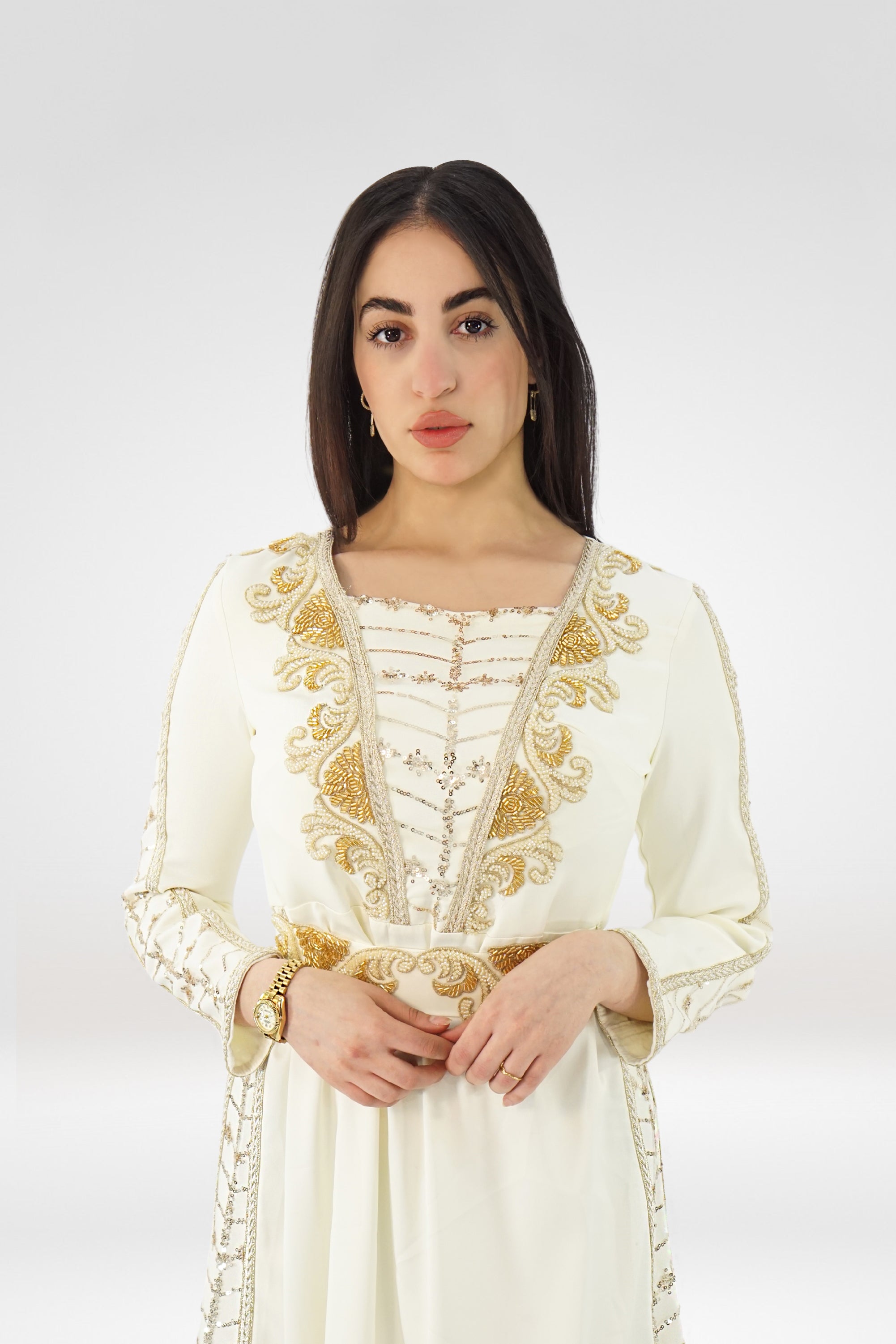 Elegant Embroidered Kaftan – Premium White