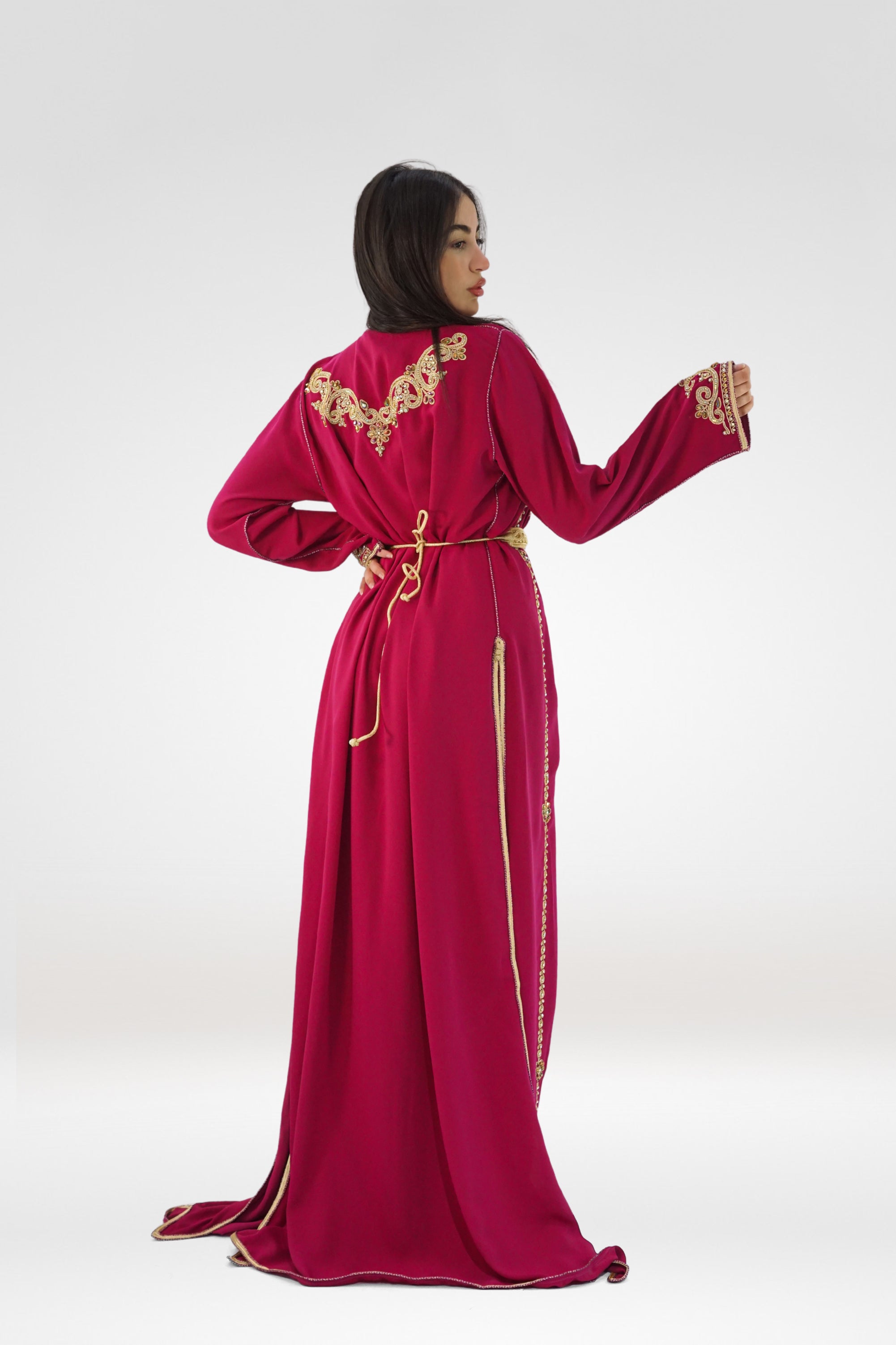 Luxury Magenta Takhsita with Golden Embroidery
