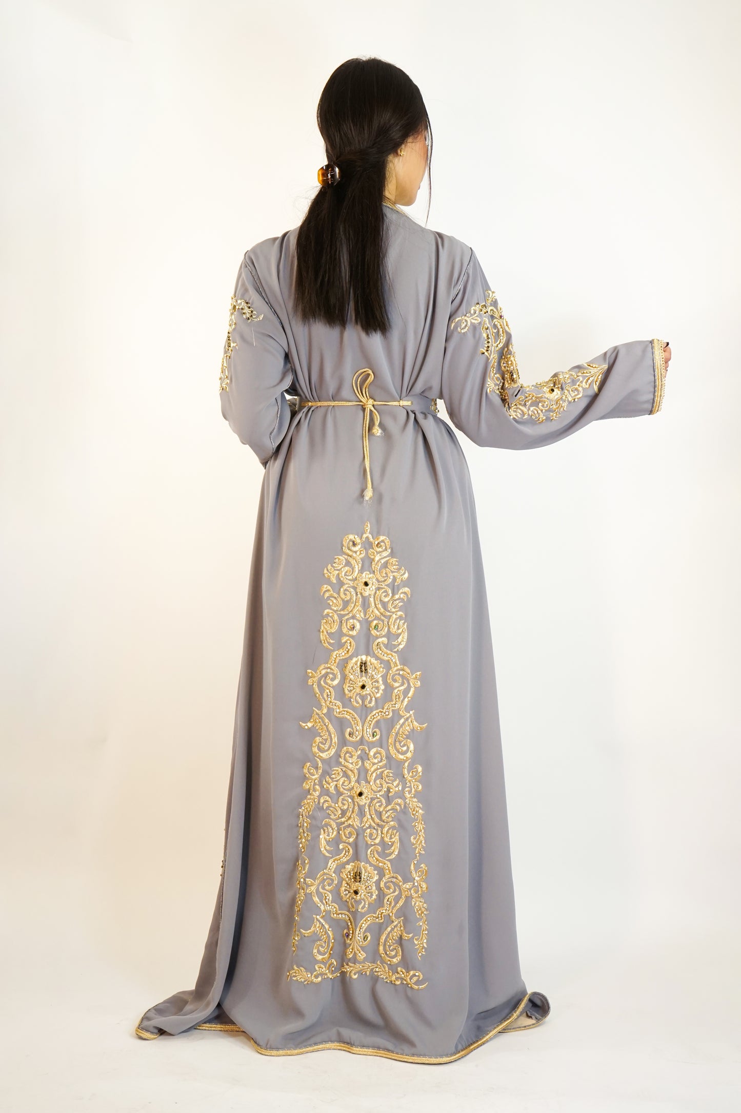 Elegant Gray & Gold Moroccan Takshita with Handcrafted Stonework and Belt