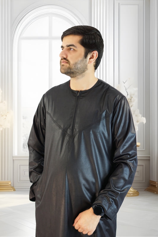 Shiny Black Emirati Thobe with Zip and Collarless Design