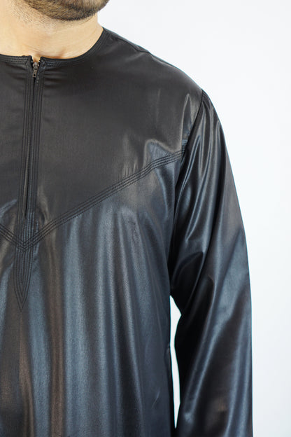 Shiny Black Emirati Thobe with Zip and Collarless Design