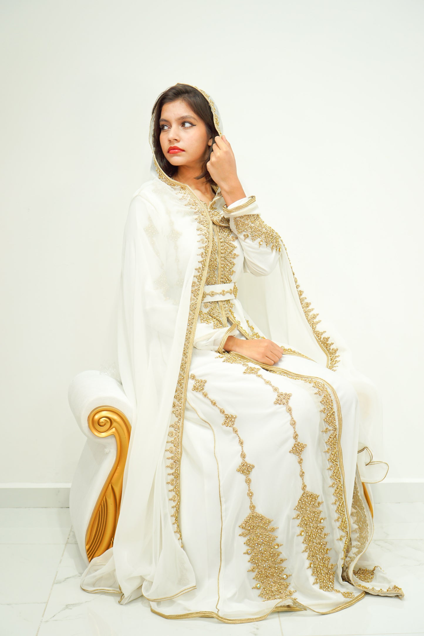 Moroccan Chic 3-Piece White & Gold Kaftan with Hoodie and Exquisite Stone Work