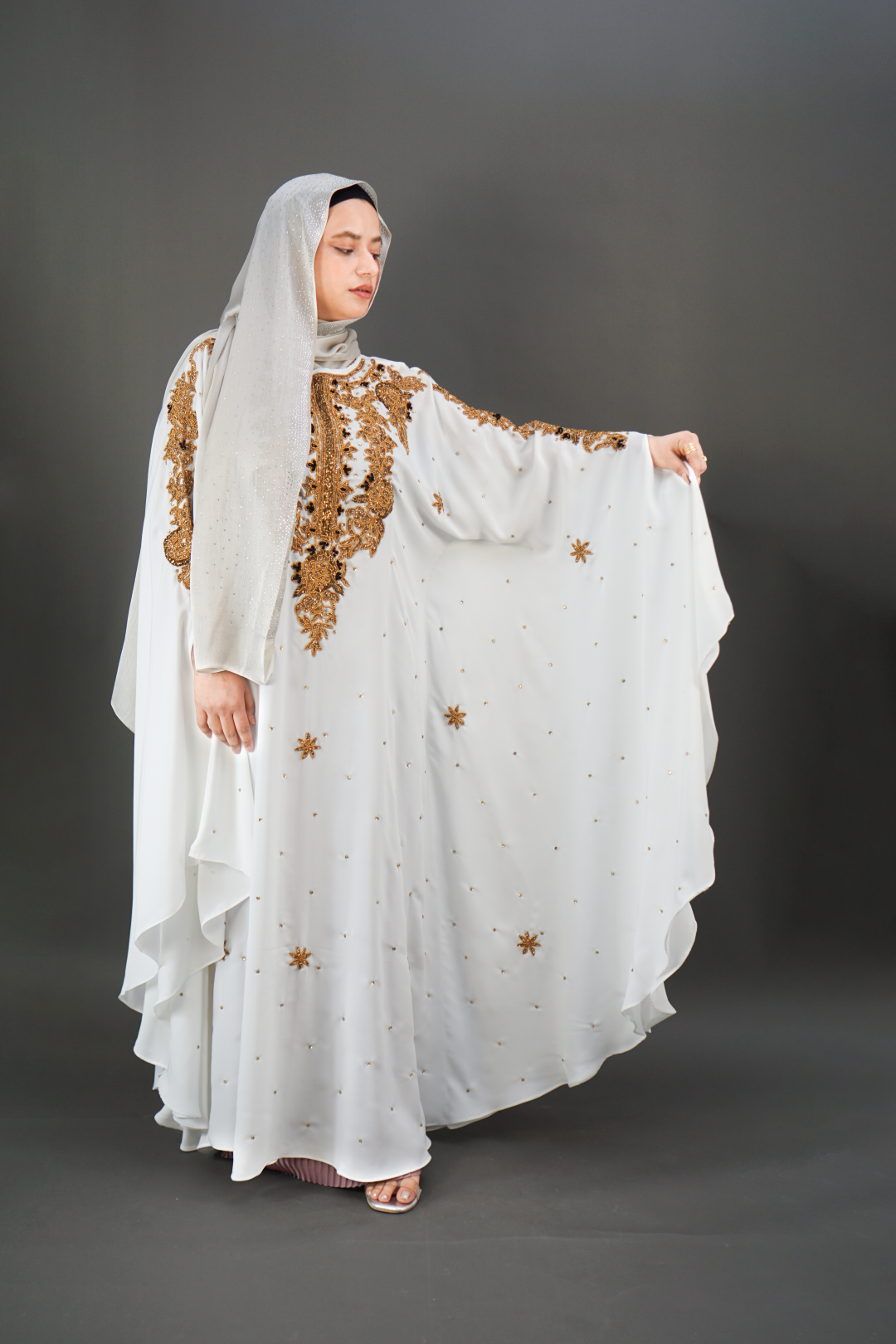 Elegant Golden Embroidery Kaftan