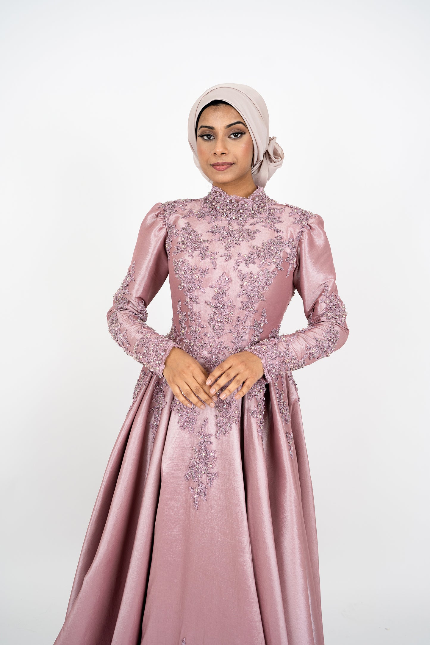 Dust Pink Islamic Muslim Arabian Wedding Dress with Long Sleeves Crew Neck