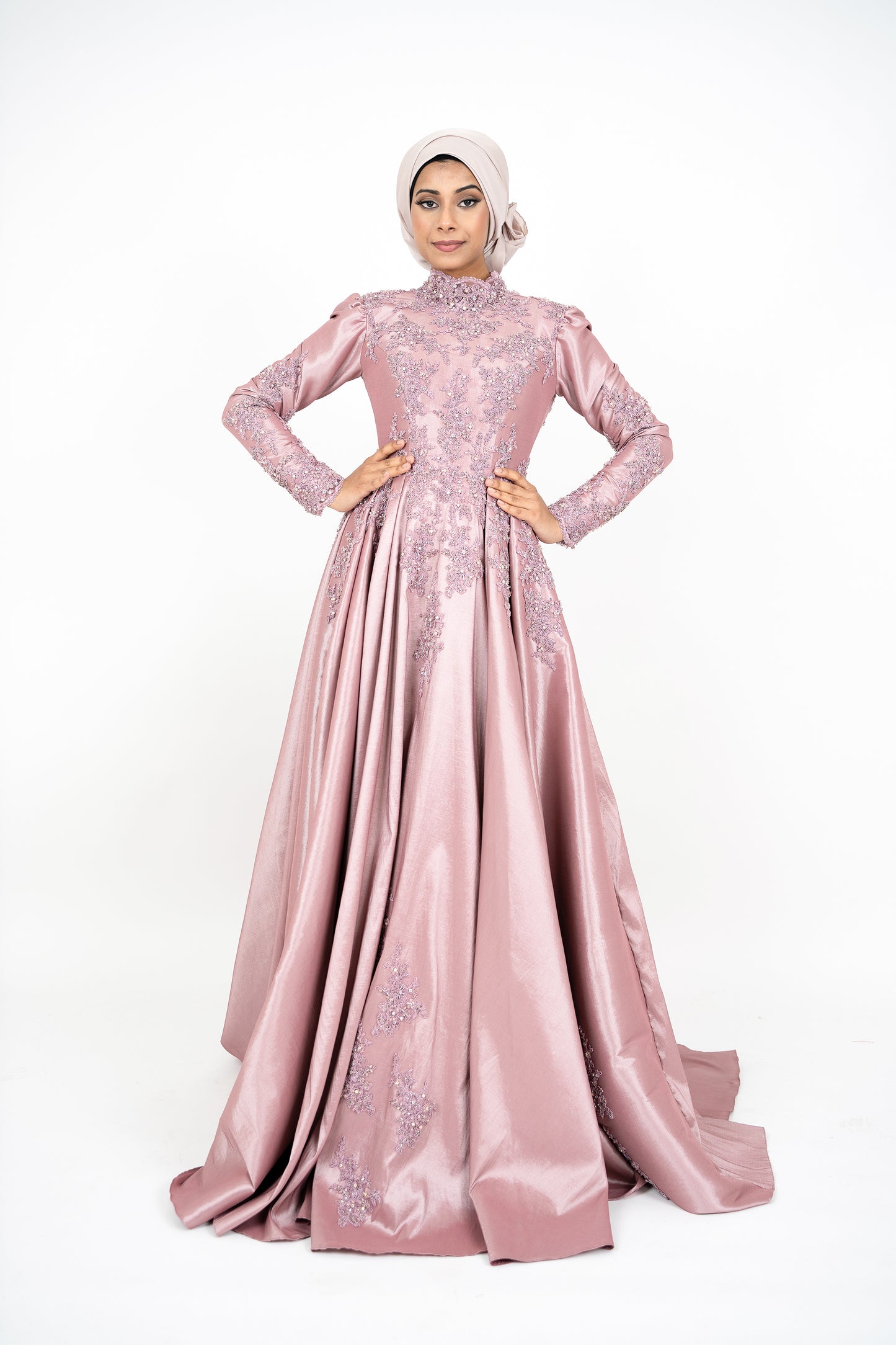 Dust Pink Islamic Muslim Arabian Wedding Dress with Long Sleeves Crew Neck